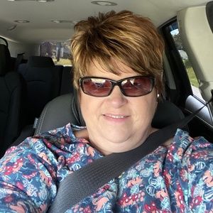 Meet your Posher, Annette
